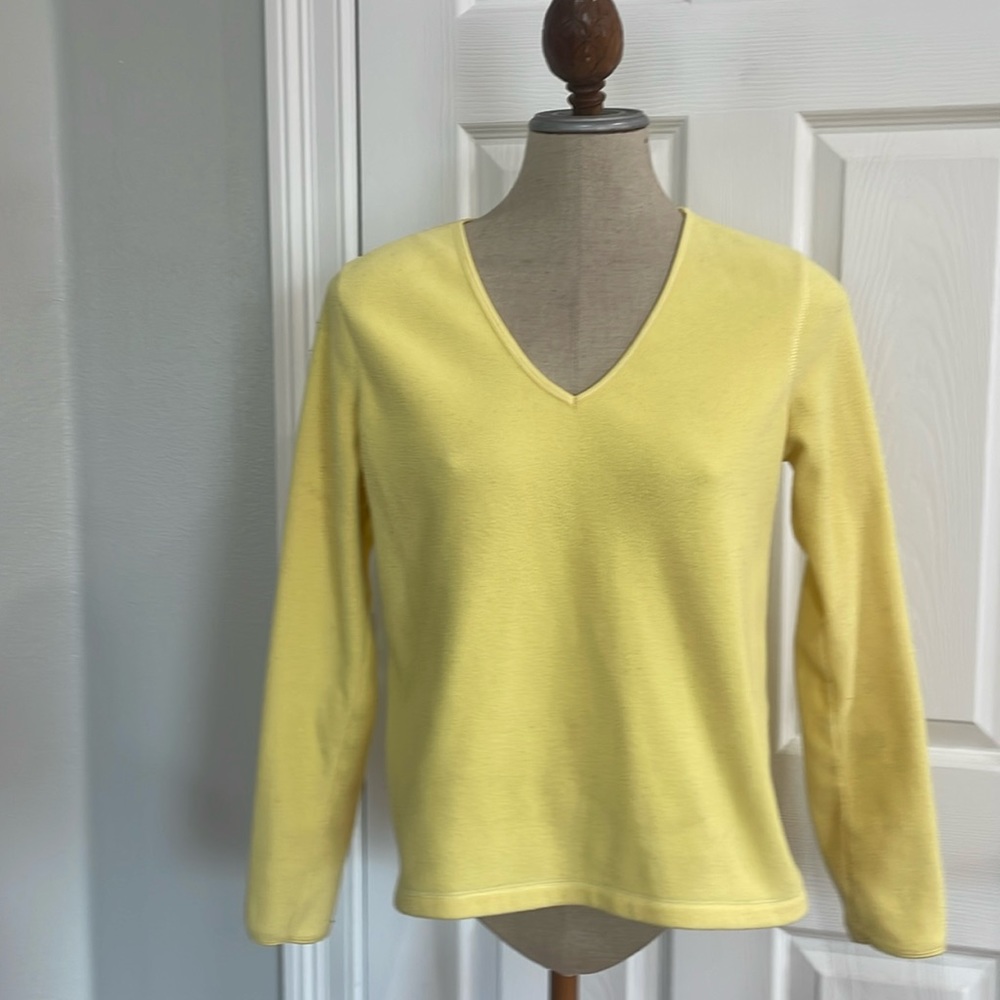 Y2K Old Navy easy fit yellow fleece long sleeve pullover top women’s size M